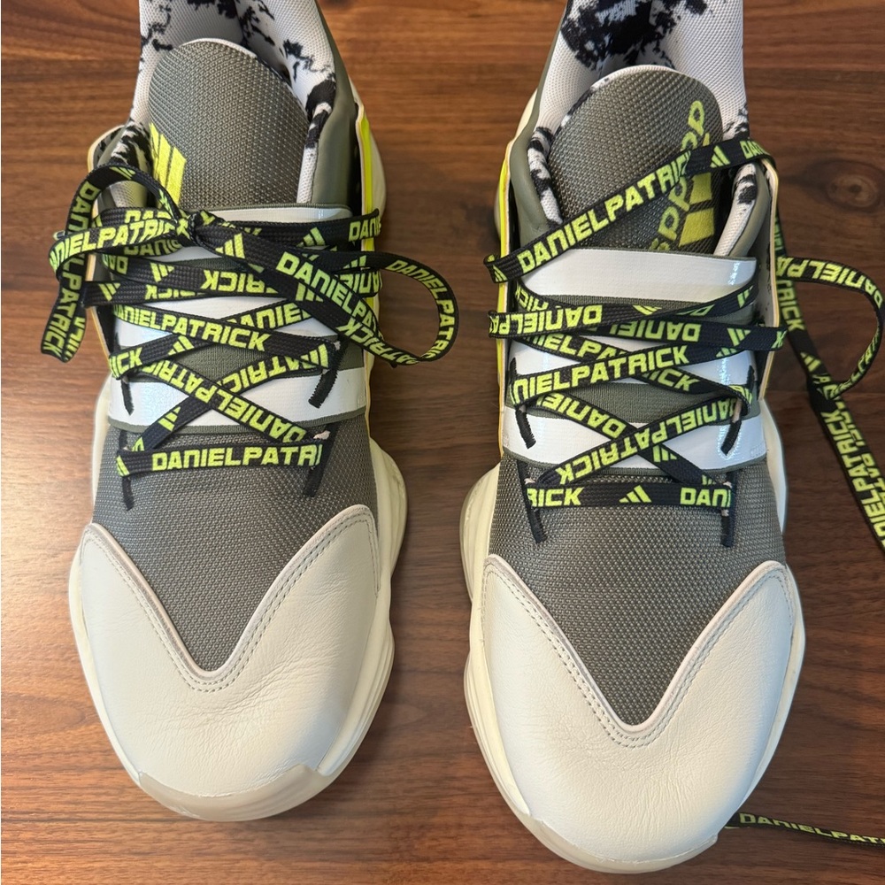 Adidas Daniel Patrick X Harden Vol 4 Shoes - Picture 2 of 7